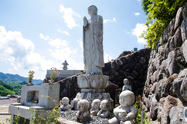 へその緒地蔵尊